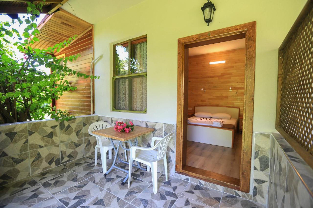 Bed and Breakfast Tunays Pansiyon Çıralı Exterior foto